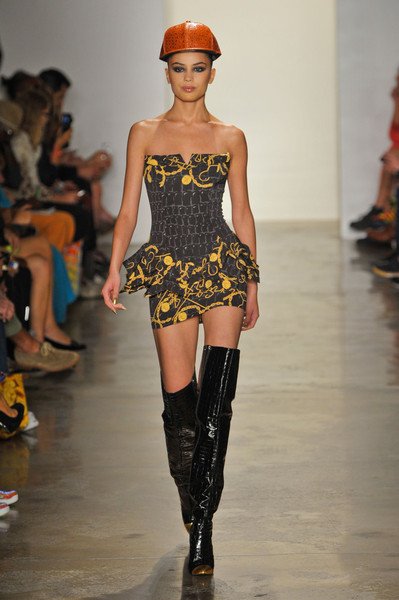 Jeremy+Scott+Full+Legth+Spring+2013+RD8TgT8e8bHl