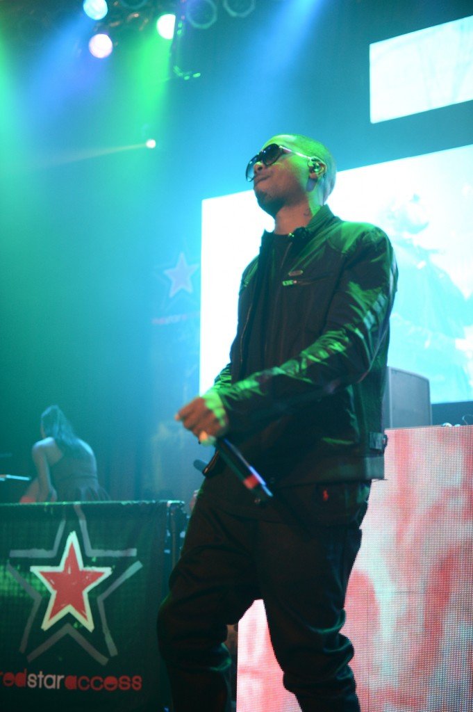 Nas Performing (3) Nas Performing (3)